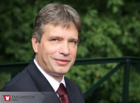 Onderka (ČSSD): Čest a úctu Milanu Kunderovi!