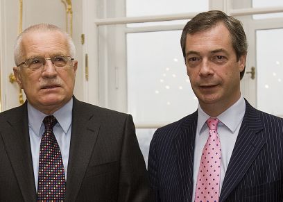 Europoslanec Farage: Klaus je největším státníkem Evropy