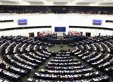 Šok! V Evropském parlamentu prý dochází ke znásilněním, jenže se to tutlá