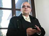 Škárka: Ať Bárta pečuje o blázince. Aby mu tam pak bylo dobře