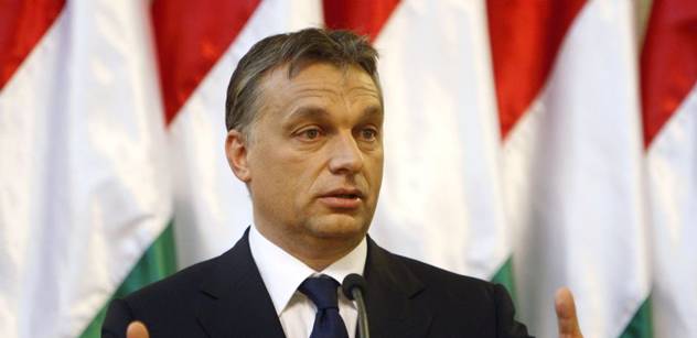 VIDEO Šíří se drsný projev Viktora Orbána. Česky