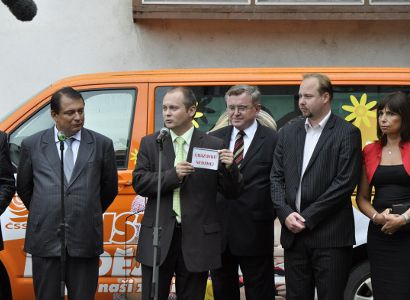 Poradci radí ČSSD opustit poplatky jako volební téma