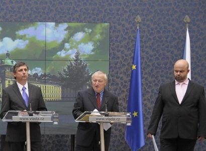 Fischer: Demisi podáme ihned poté, co se sejde nový parlament