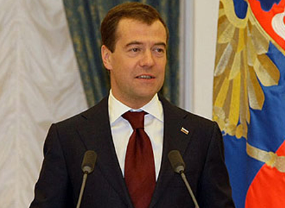 Deníky komentují návštěvu Medveděva v Česku. Kritizují Klause