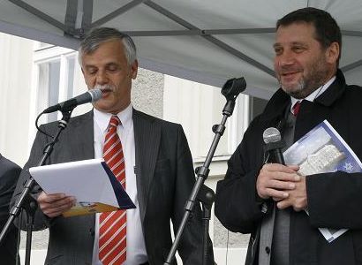 Židovská obec: Je dobře, že antisemitská témata nevedou kampaň
