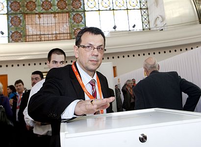 Foldyna: ČSSD by taky potřebovala pěkný holky, jako mají Véčka