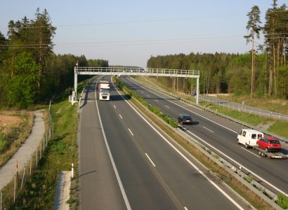 Česká firma dokáže postavit mýtné brány levněji než Kapsch