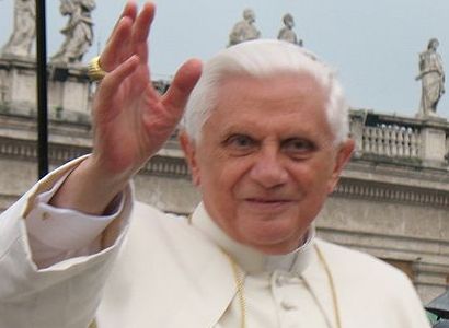 Benedikt XVI. k sobotnímu útoku na koptské křesťany v Egyptě 
