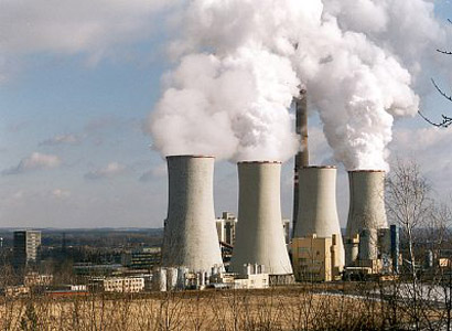 Do jaderné energie příliš zasahuje vrcholová politika, míní expertka