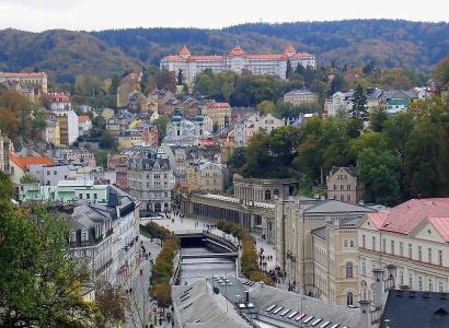 Karlovy Vary: Divadelní lávka je hotová a předána