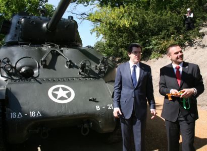 Tank - osvoboditel M4 Sherman do Plzně málem nedojel. Teď je v ZOO 