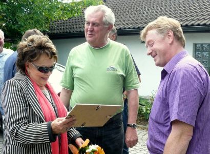 Jezevec Zeman hledá Jiřině Bohdalové na Vysočině byt
