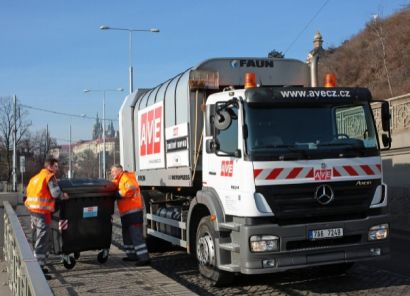 Odpadů přibývá, ale nové spalovny Češi blokují