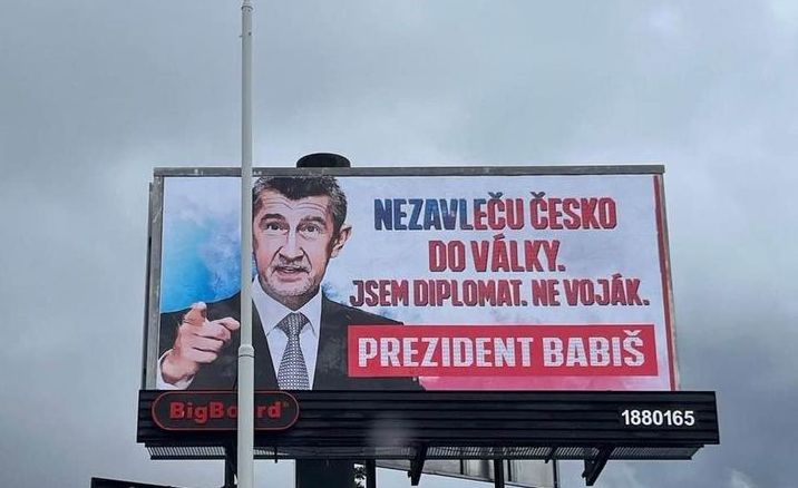 Babišův nový billboard