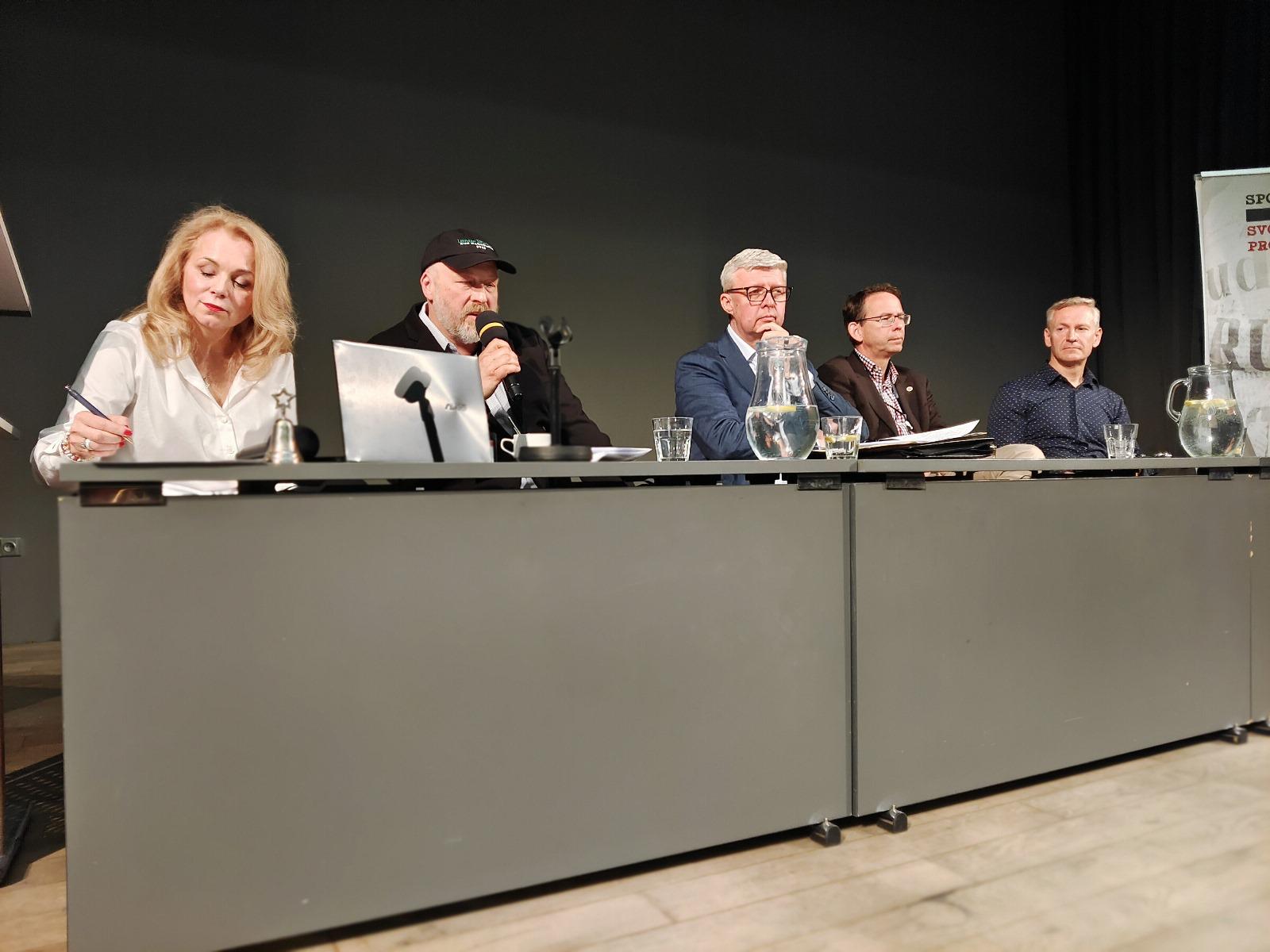 konference