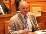 Senátor Petr Gawlas: Podporuji všechna opatření v boji proti korupci