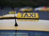 Taxikáři v pondělí ráno zablokují  pražskou magistrálu