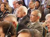 Václav Klaus na rhodském fóru: Nadnárodní finanční instituce selhaly. Přidal obsáhlý výčet neúspěchů, sledovali jsme to celé