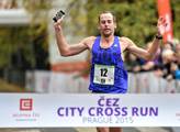 Závodníci pražského City Cross Run běželi pro handicapované děti