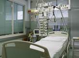 Nadace Křižovatka předá prachatické nemocnici nové monitory dechu