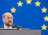 Šéf europarlamentu Schulz: Fyzické a psychické rány se budou hojit pomalu, ale Francie se nesmí vzdát své svobody