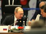 Putin  připustil, že na Donbasu jsou Rusové plnící vojenské úkoly