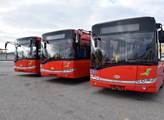 DPMČB: Ženy dostanou v autobusech a trolejbusech tisíc růží