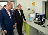 Nemocnice Kyjov má magnetickou rezonanci za 42 milionů. Ostrý provoz zahájil premiér spolu s hejtmanem