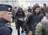 Policisté na Břeclavsku zajistili skupinu migrantů i s převaděčem