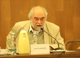 Zasvěcený Jan Schneider, disident a zpravodajec: Hlavní hrdina roku 1989 byl Gorbačov. Ale proroci vždycky dopadají špatně