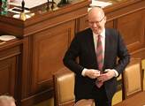 Předseda vlády dnes bude bilancovat s vicepremiérem Bělobrádkem