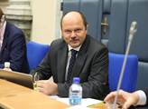 Ministr Milek: Řetězce už nebudou moci jednostranně měnit smlouvy