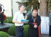 Robert Troška: Kardinál Duka - útok na rodinu a předání petice