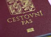 Vláda souhlasila s možností cestovat mimo EU na občanský průkaz