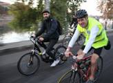 Britský diplomat zahájil Evropský týden mobility cestou na kole z Prahy do Brna