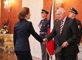 Ministryní obrany by se mohla stát diplomatka Kuchyňová