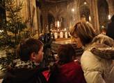STEM: Téměř dvě pětiny občanů řadí mezi vánoční zvyky návštěvu kostela