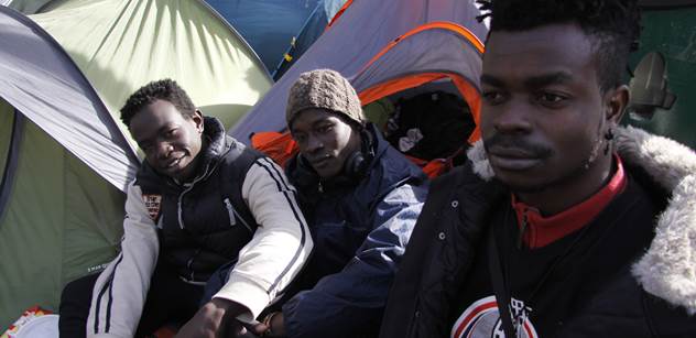 Češi jsou ve zpracovávání žádostí o azyl skoro nejpomalější v EU, zaznělo ze zahraničí