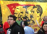 Ikony komunismu na demonstraci odborů nesměly chyb...