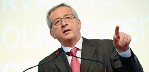 Juncker blahopřeje Zemanovi a těší se na další spolupráci s ním