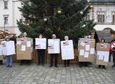 V Olomouci uspořádali protiislámští aktivisté happ...