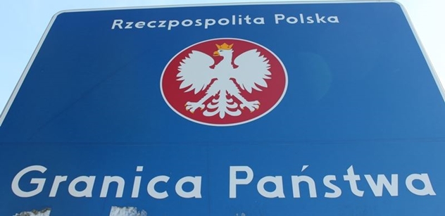 V Polsku shořel autobus s cestujícími z Česka, nikomu se nic nestalo