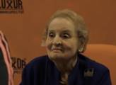 Madeleine Albrightová vstoupila do Galerie elity národa. Vysvětlila lidem, pro koho je v pekle speciální místo a že Rusové vykládají blbost