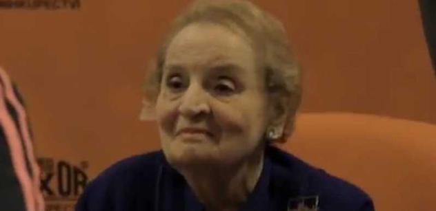 Video odhaluje skutečný průběh šarvátky na akci Madeleine Albrightové