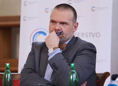 Ministr Baxa: Ukrajinské kulturní dědictví je v ohrožení