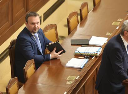 Ministr Jurečka: Nelžete pane Foldyno, že dáváme na Ukrajinu a pak nepomáháme našim lidem