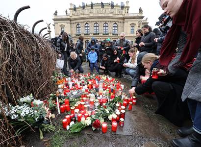 „Sen každého teroristy.“ Do střelby v Praze promluvil expert. Srazil i Černochovou