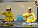 Cvičení Falun Gongu podle jeho praktikujících zušl...