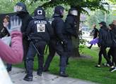 První den summitu G20. Policie zasahuje proti demo...