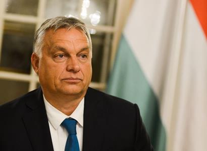 Orbán odhalil Sorose v obří TV v USA. Nevídaná show